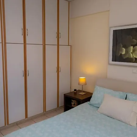Anna's Cozy Space 2 Stops From Acropolis - Food Tour Athens